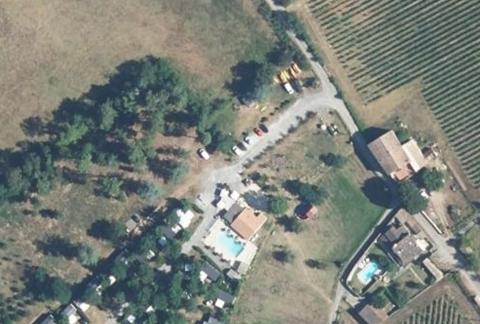 Vue aérienne du Camping Acacias à Rosières