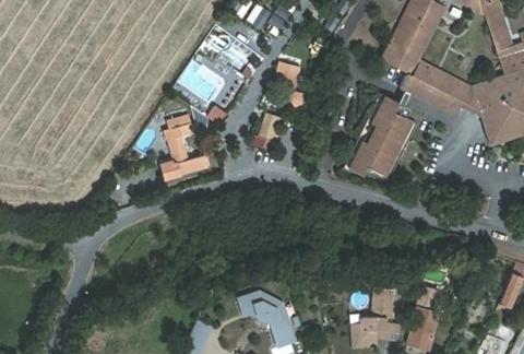Vue aérienne du Camping au Petit Port de l’Houmeau à L’Houmeau