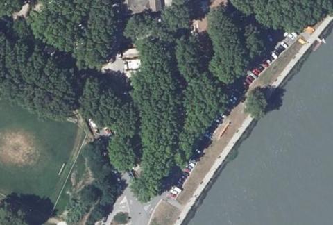 Vue aérienne du Camping Bagatelle à Avignon