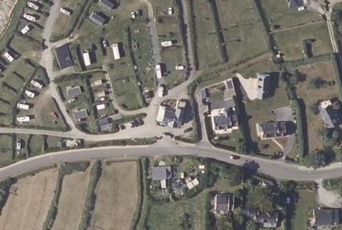 Vue aérienne du Camping de la Grève Blanche à Plouguerneau