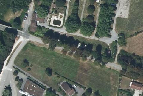 Vue aérienne du Camping de la Vallée de l’Ain à Poncin