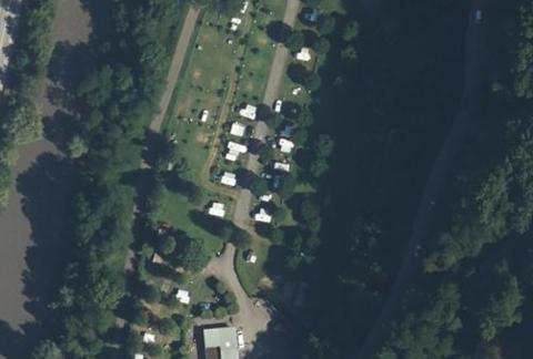 Vue aérienne du Camping des Adoubes à Albertville