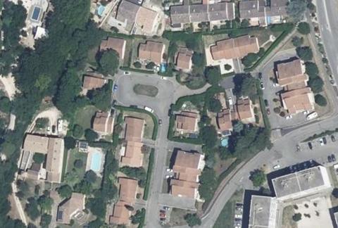 Vue aérienne du Camping du Lion à Bourg-Saint-Andéol