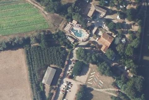 Vue aérienne du Camping du Moulin des Iscles à Roquebrune-sur-Argens