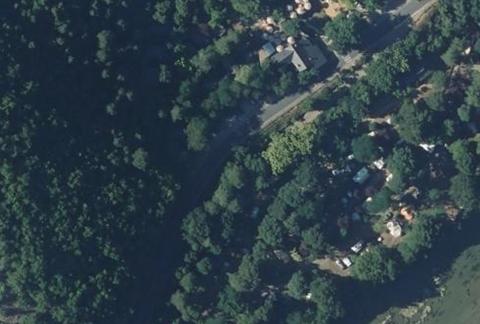 Vue aérienne du Camping Huttopia Gorges du Tarn à Les Vignes