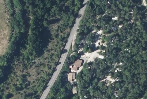 Vue aérienne du Camping l’Ondine de Provence à La Motte-Chalancon