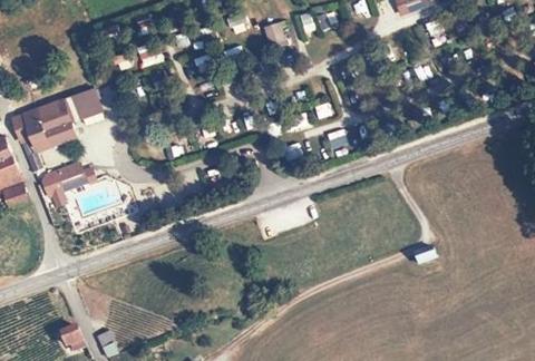 Vue aérienne du Camping la Ferme du Lac à Les Marches