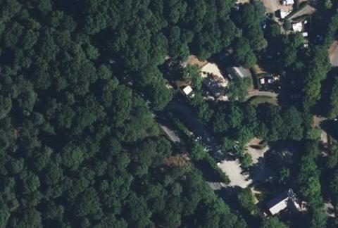 Vue aérienne du Camping la Forêt à Sillé-le-Guillaume