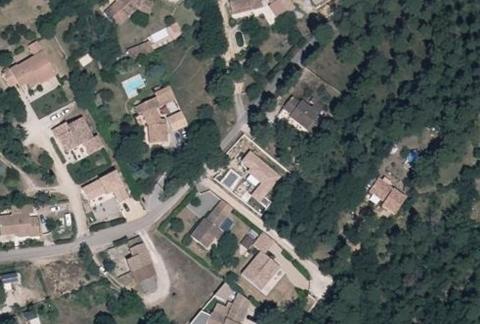 Vue aérienne du Camping la Pinède en Provence à Mondragon