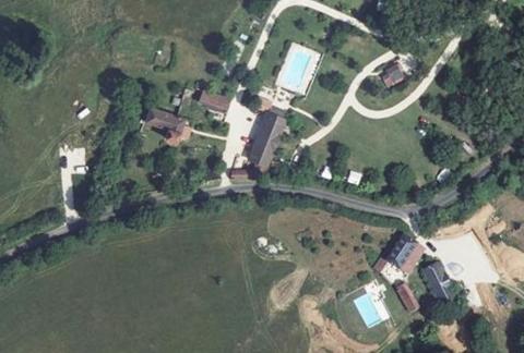 Vue aérienne du Camping Lagoudalie à Dégagnac