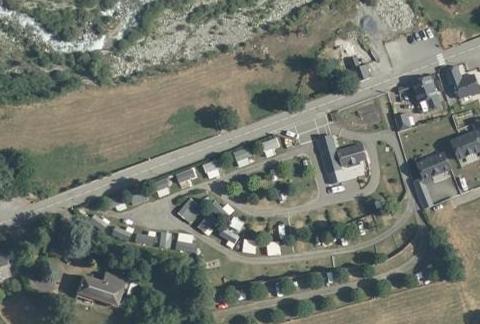 Vue aérienne du Camping le Bergons à Esterre