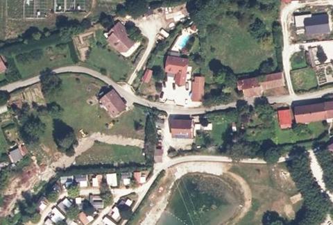Vue aérienne du Camping le Clairet à Serrières-en-Chautagne