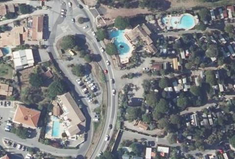 Vue aérienne du Camping le Dattier à Fréjus