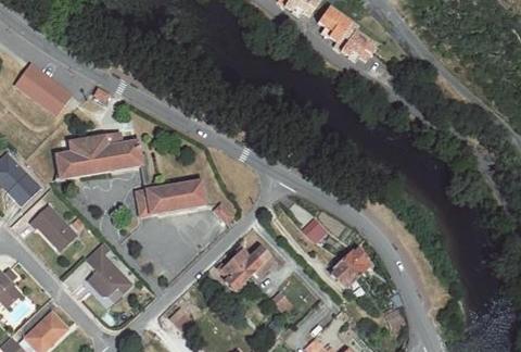 Vue aérienne du Camping le Pré Lombard à Tarascon-sur-Ariège
