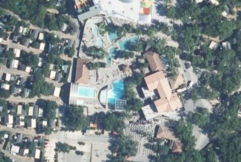 Vue aérienne du Camping le Ranc Davaine à Saint-Alban-Auriolles