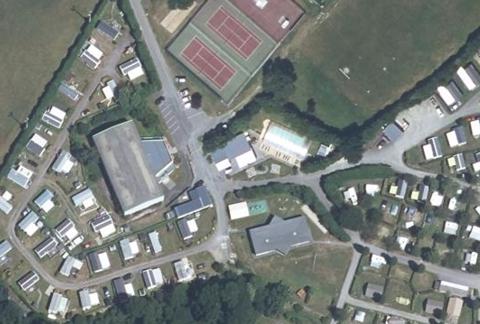 Vue aérienne du Camping le Vallon aux Merlettes à Matignon