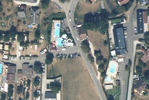 Vue aérienne du Camping les Fontaines à Lathuile