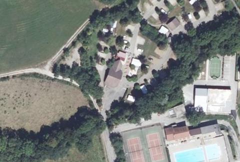Vue aérienne du Camping les Portes du Trièves à Monestier-de-Clermont