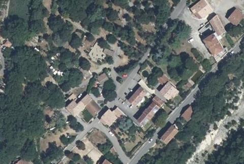 Vue aérienne du Camping les Roches à Vogüé