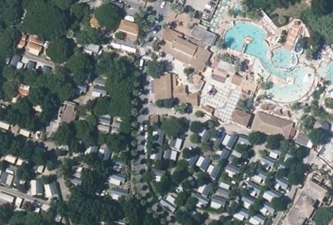 Vue aérienne du Camping les Sables Dorés à Agde