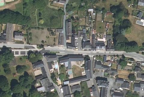 Vue aérienne du Camping Morédéna à Morannes sur Sarthe-Daumeray