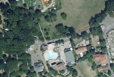 Vue aérienne du Camping Municipal de Brouillet à Le Rozier
