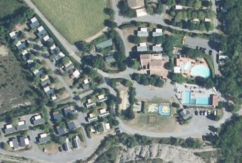 Vue aérienne du Camping Saint-Amand à Laurac-en-Vivarais
