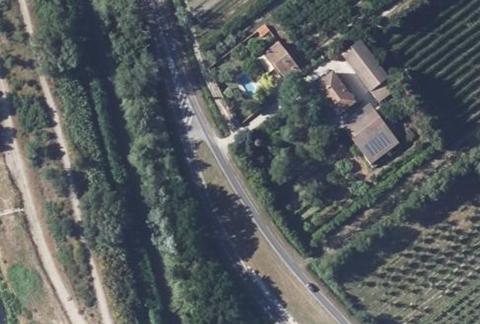 Vue aérienne du Camping Tartarin à Tarascon