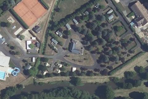 Vue aérienne du Resort & Camping ’-’ Val de Braye à Bessé-sur-Braye