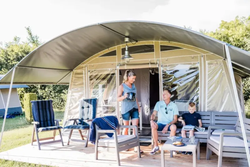 Photo du Camping le Domaine des Messires, fournie par Glampings