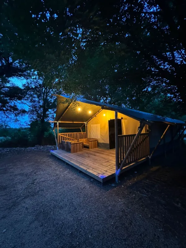 Photo du Camping le Roc, fournie par Glampings