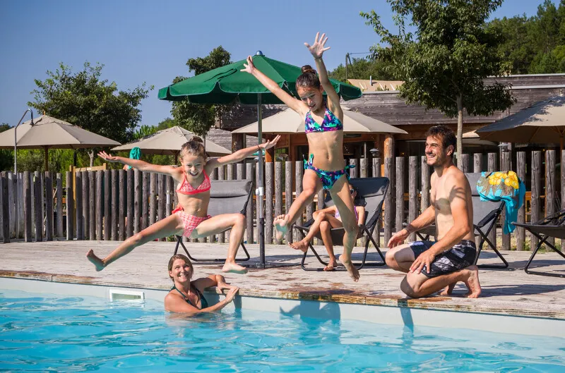 Photo du Camping Huttopia Pays de Condrieu, fournie par Glampings
