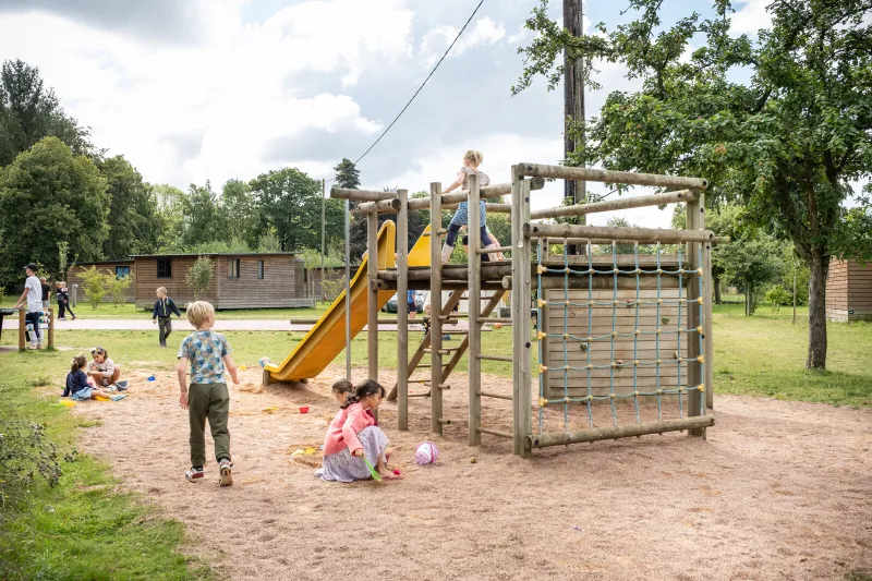 Photo du Camping Huttopia Calvados Normandie, fournie par Glampings