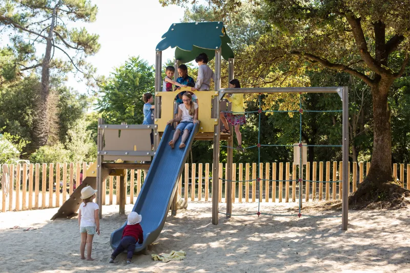 Photo du Camping Huttopia Oléron les Chênes Verts, fournie par Glampings