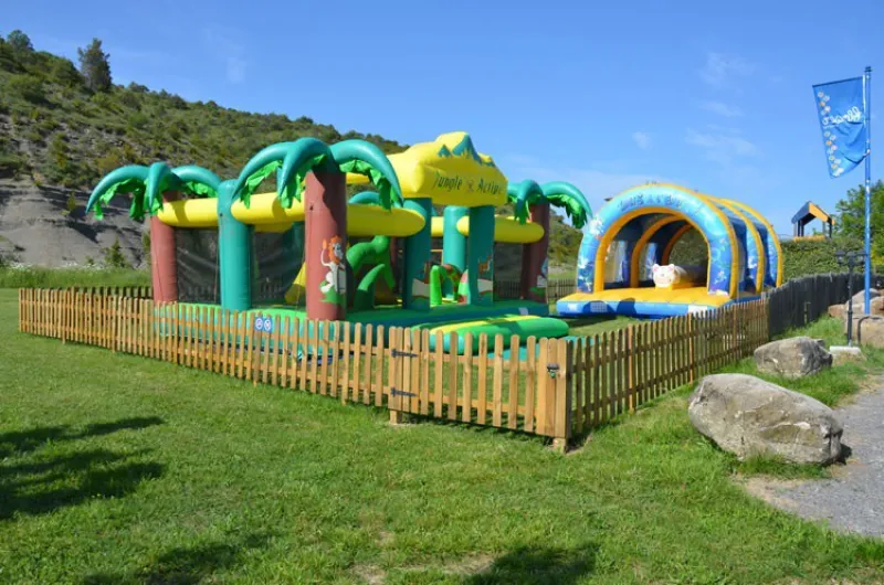 Photo du Camping Saint-Amand, fournie par Glampings