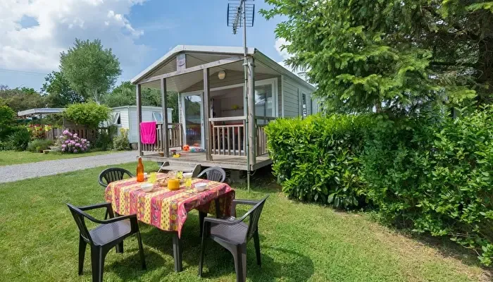 Photo du Camping la Fontaine, fournie par JetCamp
