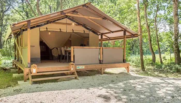 Photo du Camping l’Étang des Forges, fournie par JetCamp