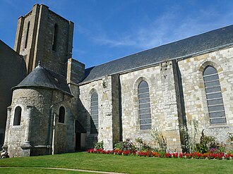 Photo : Vestiges de la Collégiale Saint-Georges