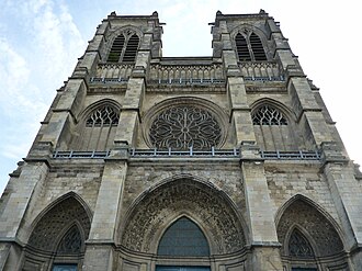 Photo : Abbatiale Saint Pierre