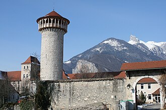 Photo : Le Donjon des Seigneurs de Faverges