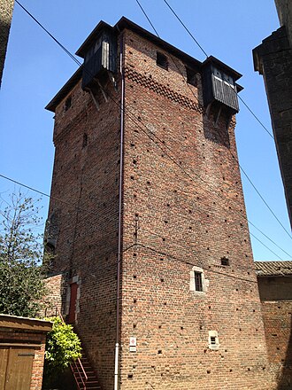 Photo : Château médiéval d'Ambérieux en Dombes
