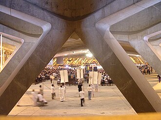 Photo : Basilique Souterraine Saint Pie X