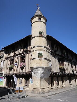 Photo : Maison à tourelle