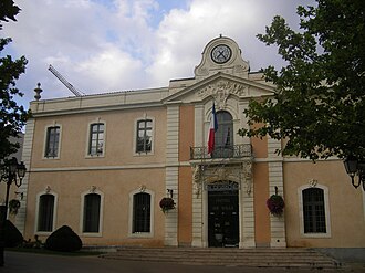 Photo : L'Hôtel de Ville d'Alès