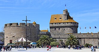 Photo : Saint-Malo accessible : La Cité d'Alet