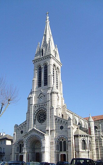 Photo : Cathédrale Notre-Dame et Saint-Arnoux