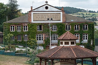 Photo : Kiosque de puisage Badoit