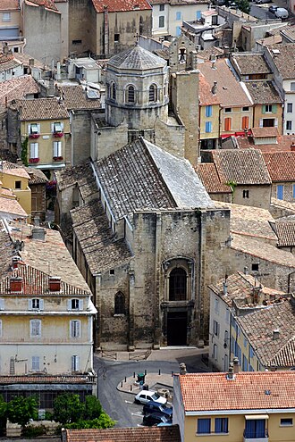 Photo : Église Notre-Dame et Saint-Véran - Ancienne cathédrale