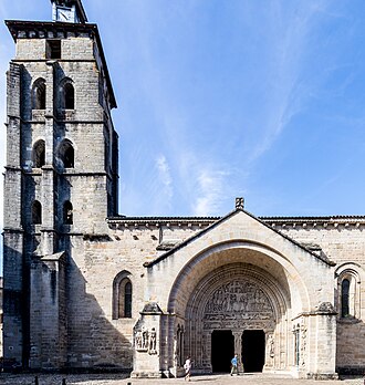 Photo : Abbatiale Saint-Pierre